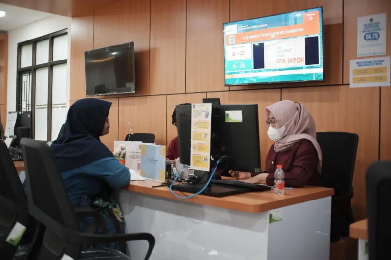 elayanan Dinsos Kota Depok di Mal Pelayanan Publik (MPP). (Foto: JD 01/Diskominfo Depok/ Ilustrasi).