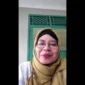 Asisten Pemkesra Setda Kota Depok, Diah Sadiah saat memberikan sambutan pada acara Forum Renja DP3AP2KB melalui Zoom Meeting, Kamis (26/02/26). (Foto: tangkapan layar/ Diskominfo Depok).