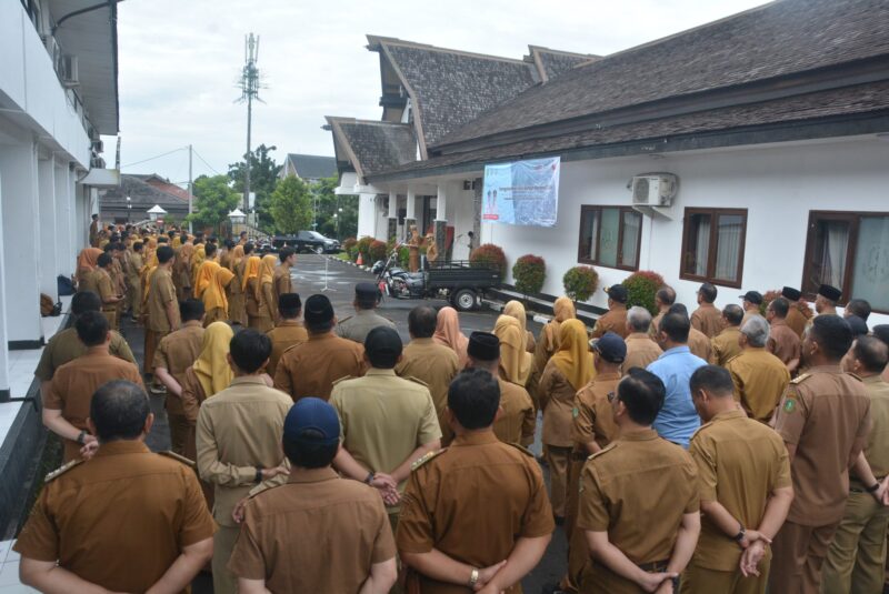 Sukabumi Salurkan Motor Sampah, Wali Kota Dorong Mesin RDF di TPS3R