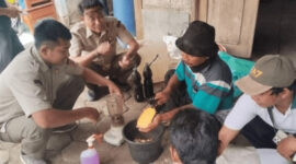 Kelompok Tani Desa Luwihaji-Ngraho Praktik Membuat Dekomposer, Langkah Nyata Jaga Kesuburan Tanah 
