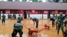 TNI AD Bersihkan SDN Hutanabolon I, Aktivitas Belajar Kembali Normal