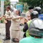 Kecamatan Taman Sari Bagikan 150 Takjil untuk Pengguna Jalan
