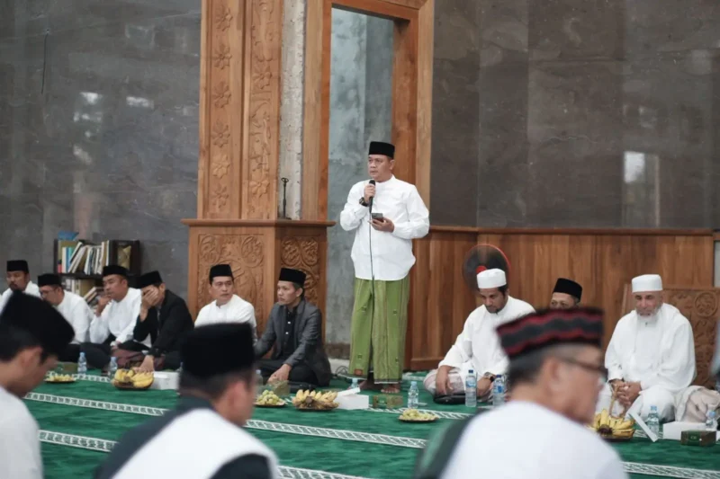 Camat Sawangan, Anwar Nasihin 